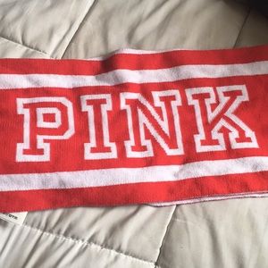 VS PINK SCARF